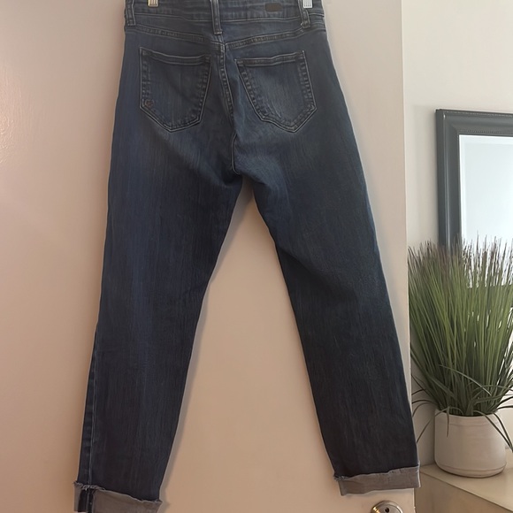 Kut From The Kloth 8 Amy ankle straight leg mid rise cuffed distressed - Picture 9 of 13